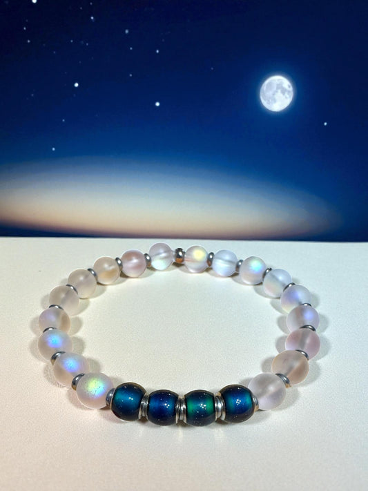 Moonstone Bead & Glass Bracelet – Handmade Color-Changing Energy Jewelry